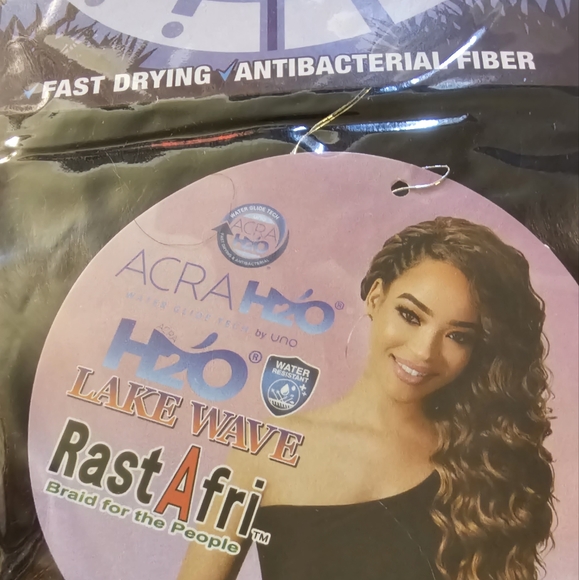 Crochet hair: Rastafri Black & Wine and Deep Purple  H2O Lake Wave 16 in hair. - Picture 2 of 8